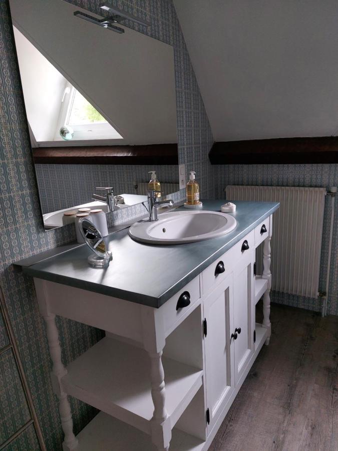 Chambres D'Hotes Le Relais Globe Trotteur Montaigu  エクステリア 写真