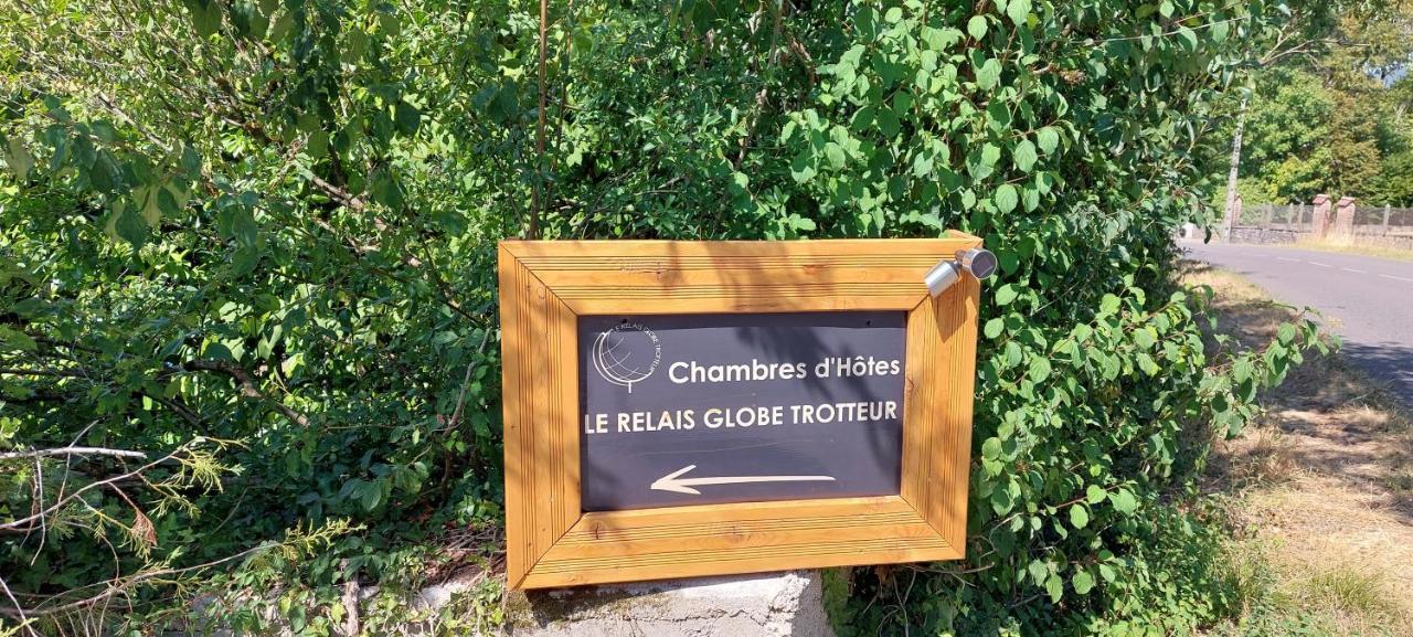 Chambres D'Hotes Le Relais Globe Trotteur Montaigu  エクステリア 写真